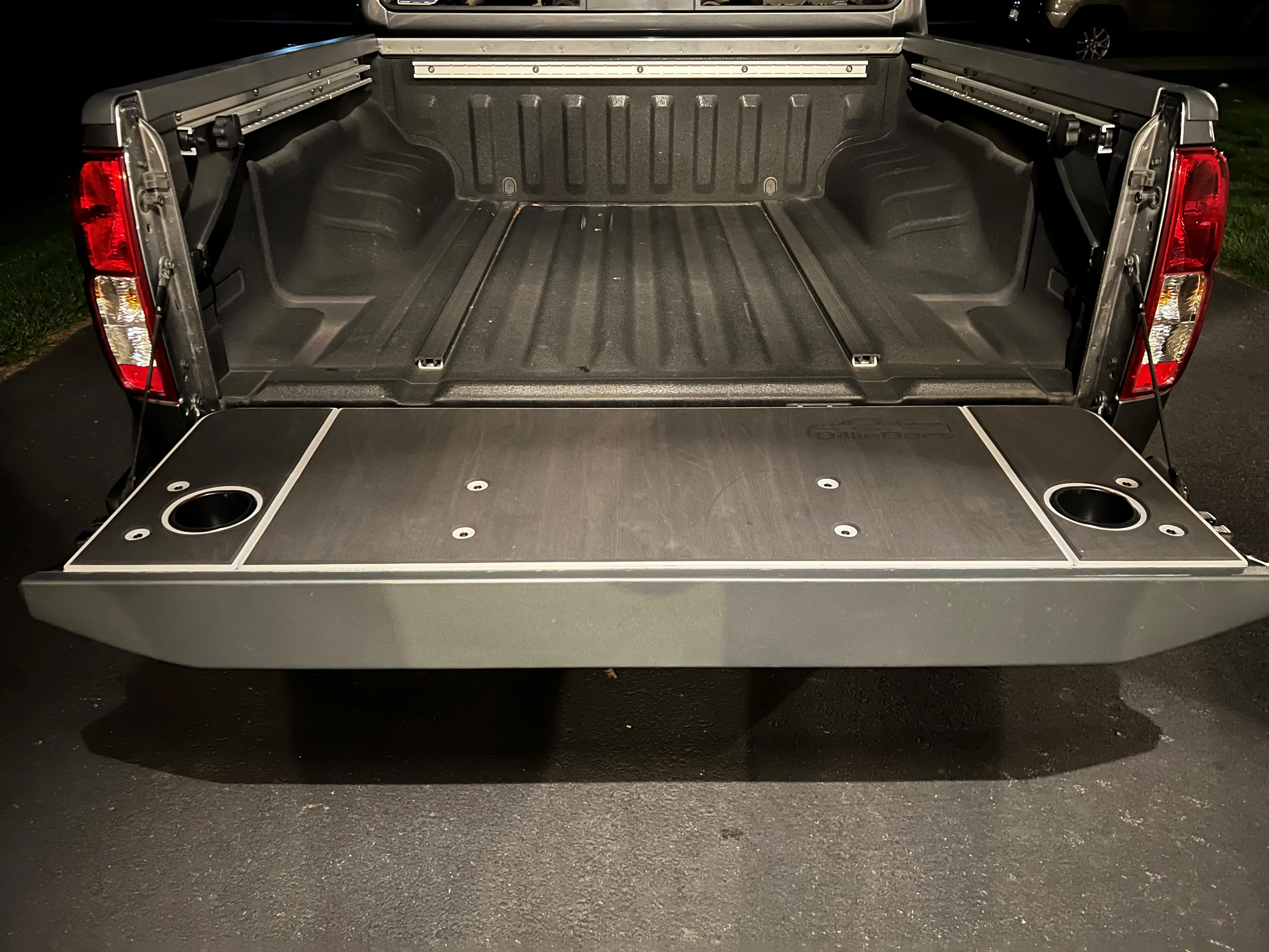 Frontier Tailgate Cover (1997-2021) - Image 5