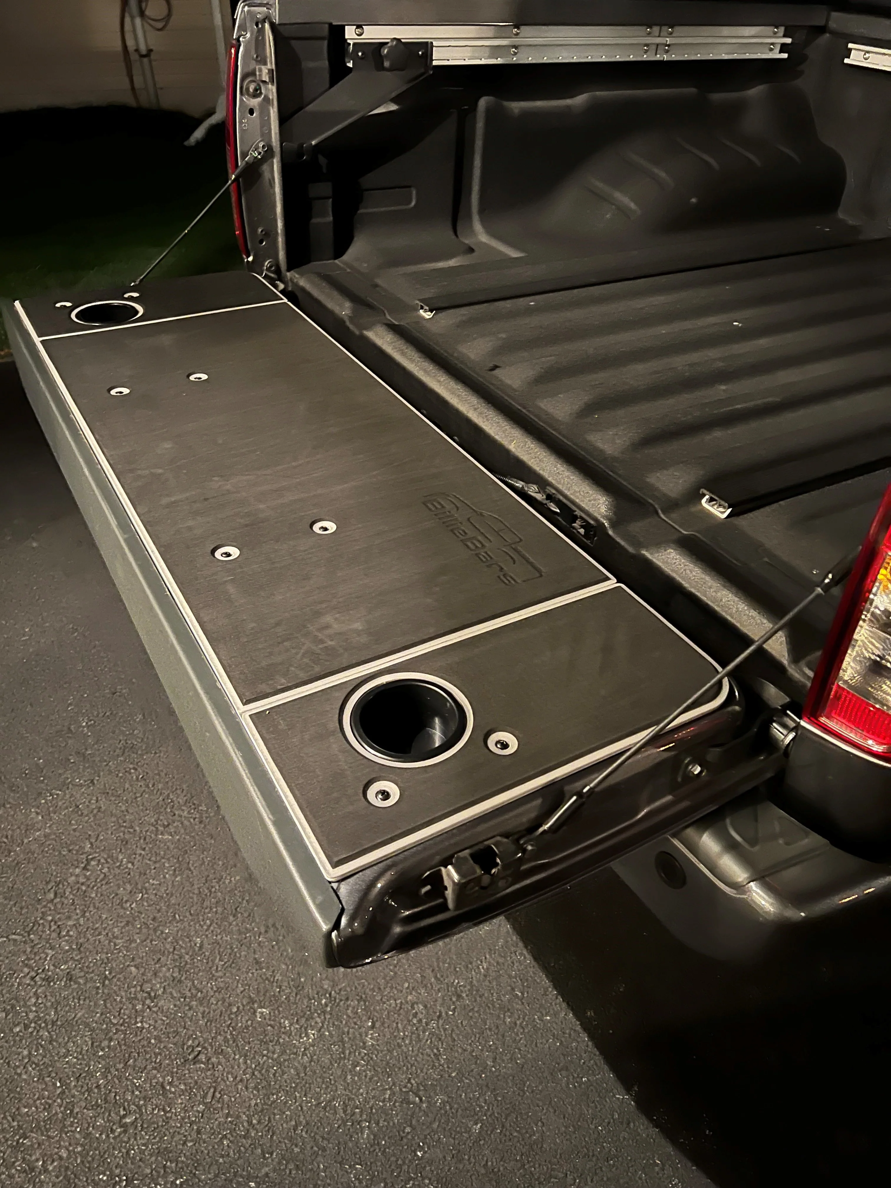 Frontier Tailgate Cover (1997-2021) - Image 7