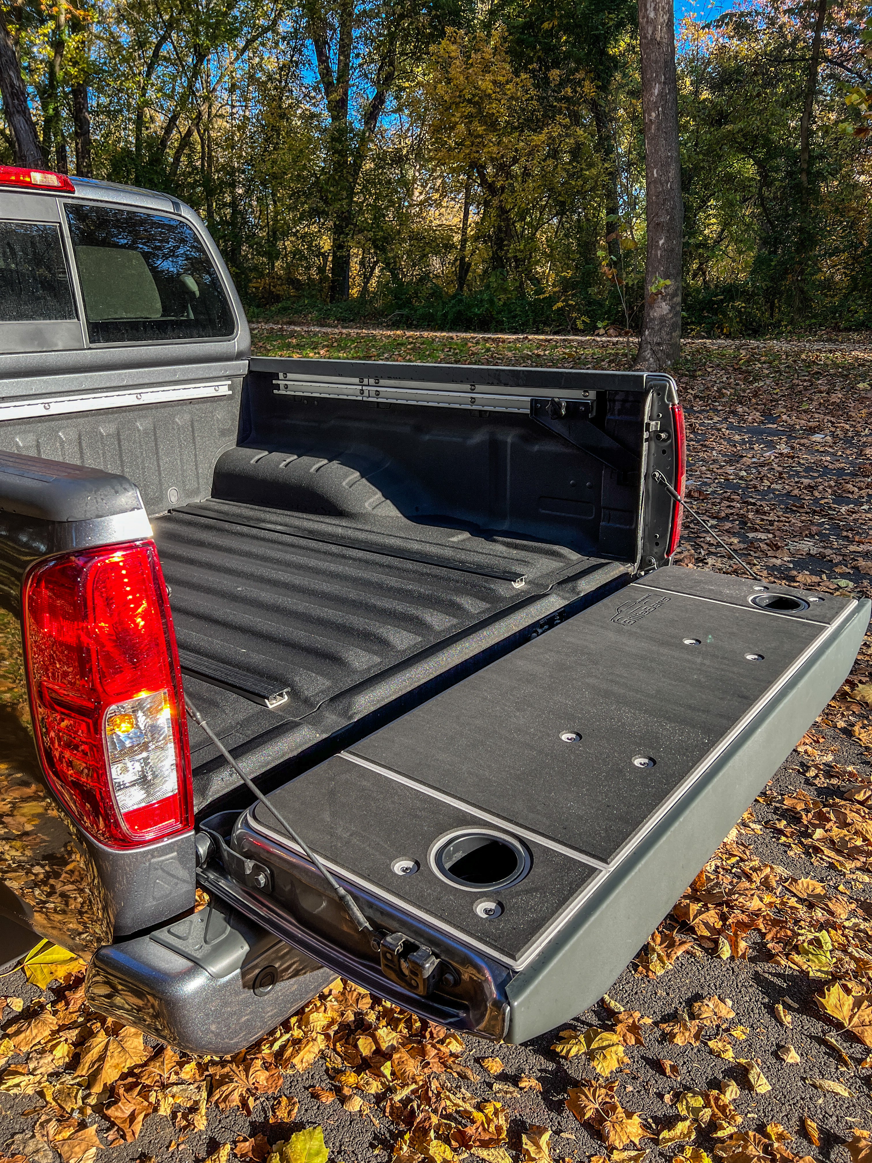 Frontier Tailgate Cover (1997-2021) - Image 8