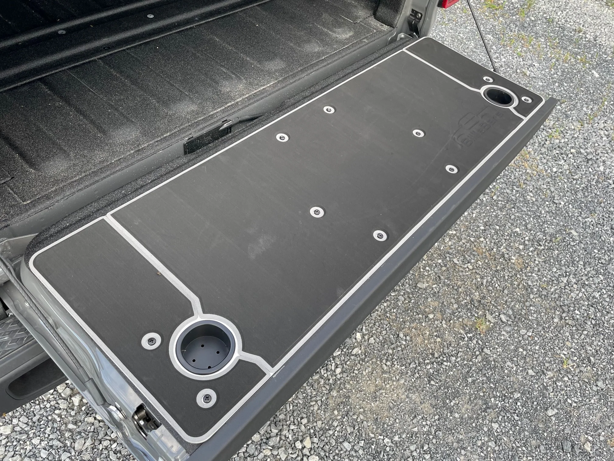 Gladiator Tailgate Cover (2019-2026) - Image 12
