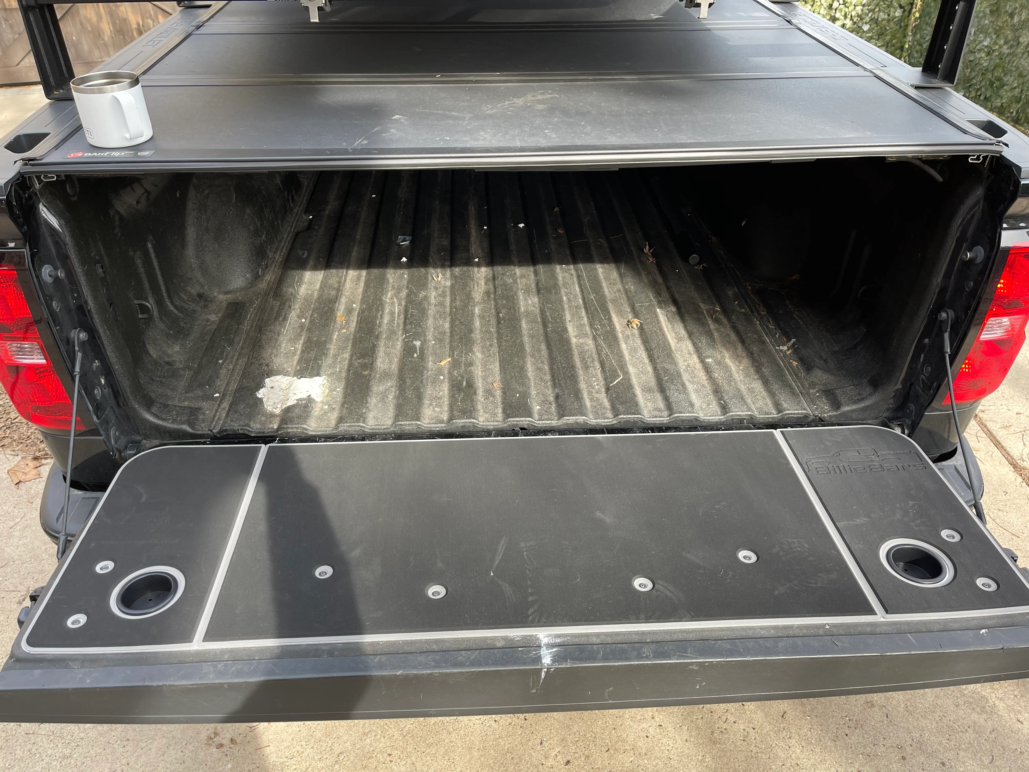 Silverado/Sierra 1500, 2500, 3500 Tailgate Cover (2014-2018) - Image 7