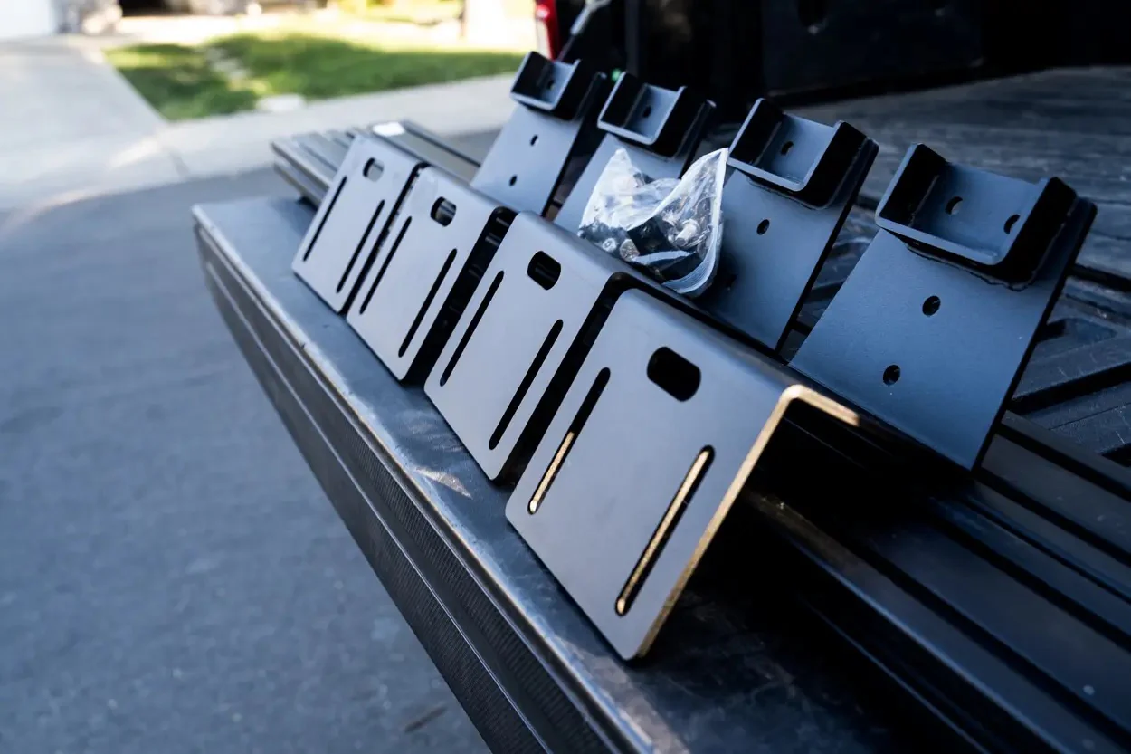 Scratch and Dent Set, Low Profile Bed Rack - Image 11